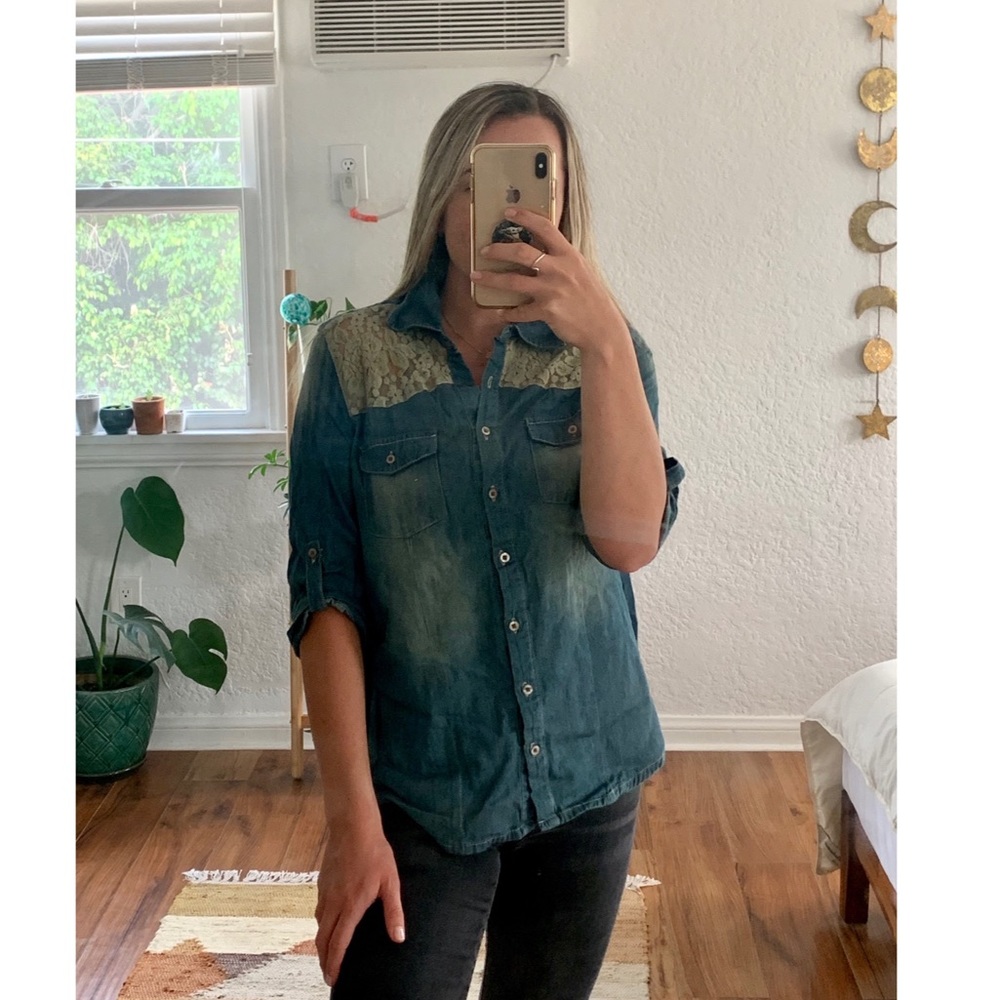Denim & Lace Button Down size M